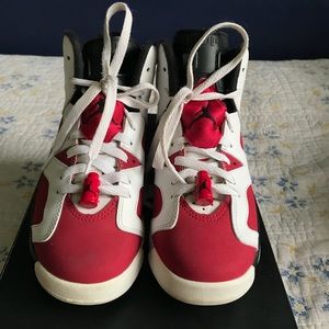 Jordan Carmine 6s size 4.5Y (2014)